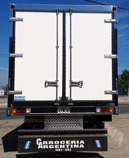 Ford Cargo 1517 2