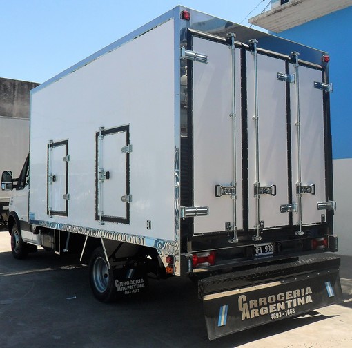 Iveco Daily helados 2