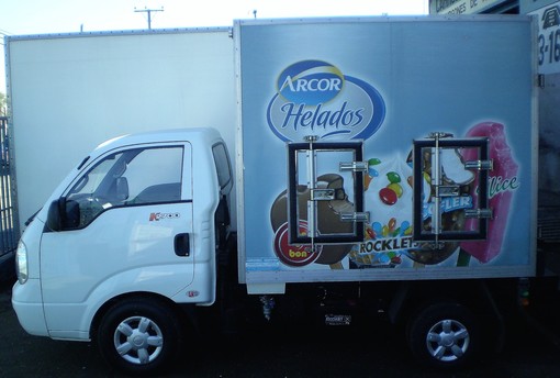 KIA K 2500 Helados 2