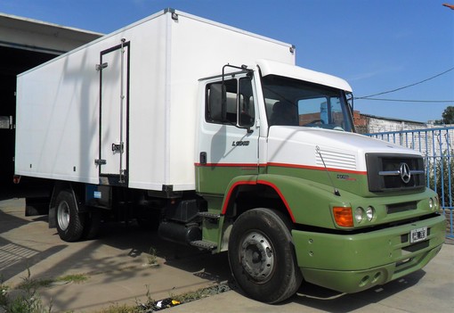 Mercedez Benz 1218