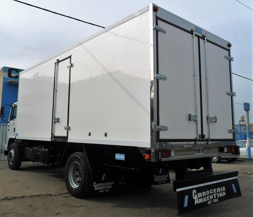 Mercedez Benz 1722 3